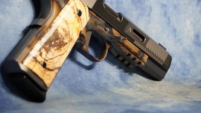 NIGHTHAWK CUSTOM VIP AGENT2 GOVERNMENT 45 ACP 5