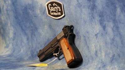 CONSIGNMENT BELGIUM BROWNING HI POWER 9MM MFG 1974 - Image 7 of 10