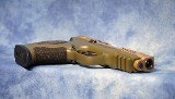 SMITH & WESSON 14438 M&P9 METAL CARRY COMP OD GRN / FDE 4-17 RND MAGS - Image 3 of 5