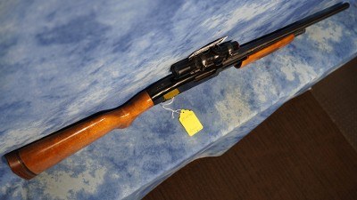 USED MOSSBERG 500A RIFLED 12 GA SLUG GUN WITH SCOPE - Image 3 of 6