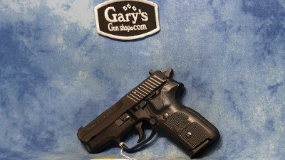USED SIG SAUER P226C SAS 40 S&W LIMITED EDITION - Image 6 of 7