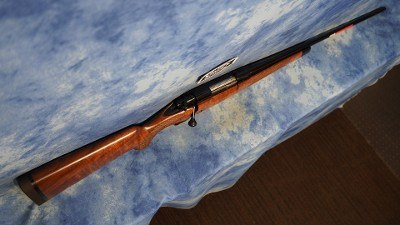 WINCHESTER 535203233 M70 SUPER GRADE 300 WIN MAG PARKWEST CASE COLOR - Image 6 of 17