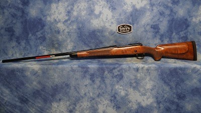 WINCHESTER 535203233 M70 SUPER GRADE 300 WIN MAG PARKWEST CASE COLOR - Image 12 of 17