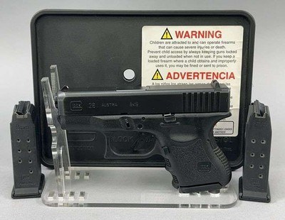 GLOCK 26 - G26 Gen3 9mm Sub-Compact w (3) 10-Round mags - Like New