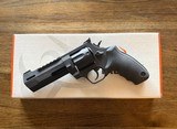 Taurus Raging Hunter 357 Magnum and Taurus Deluxe Revolver Carry Case - Image 6 of 11