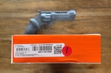 Taurus Raging Hunter 357 Magnum and Taurus Deluxe Revolver Carry Case - Image 7 of 11