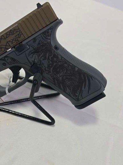 GLOCK G45 9MM 17 ROUND VIKING CROW NIB - Image 4 of 13