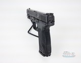Smith & Wesson M&P9 M2.0 - 9mm - Excellent Condition - 4 of 10