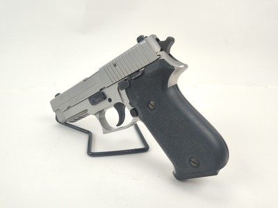 Sig Sauer P220ST - .45 ACP - Used; Excellent Condition - All-Stainless .45 - Image 4 of 21