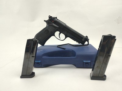 Beretta 92A1 - 9mm - Used; Excellent Condition - w/ Original Case & 3 Mags - Image 2 of 17