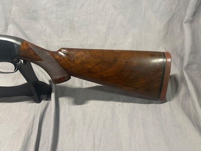 Winchester Model 12 Heavy Duck solid Rib Trap Grade - Image 2 of 18