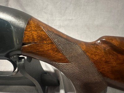 Winchester Model 12 Heavy Duck solid Rib Trap Grade - Image 3 of 18