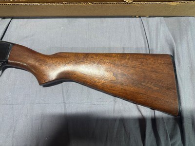Winchester Model 42 in original box 26