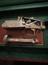 Perazzi 12 gauge MX8 custom Perazzi Catalog SCO engraving Pattern #12
32 inch barrel Exhibition Wood - 12 of 12