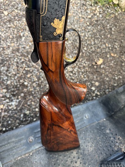 Krieghoff K80 12 gauge Pro Sporter 32 Inch Barrel Custom Engraved 24K Gold Inlays CAT005 Stock. - Image 4 of 10