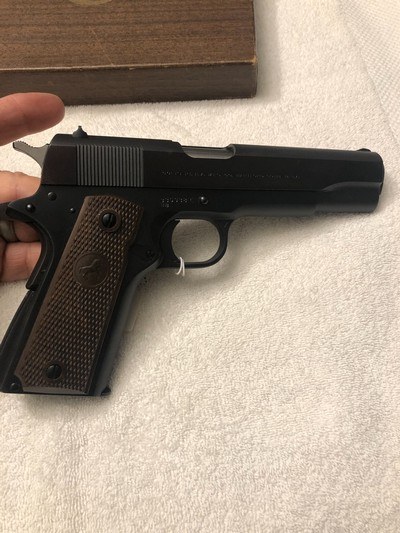 A COLT COLLECTOR MUST HAVE- Colt 1911, Special Barrel Bushing MFG 1970 - Image 4 of 11