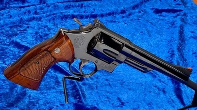 Smith & Wesson Model 57 no dash S serial, 6 inch barrel - Image 10 of 11