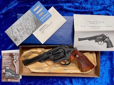 Smith & Wesson Model 57 no dash S serial, 6 inch barrel - Image 1 of 11