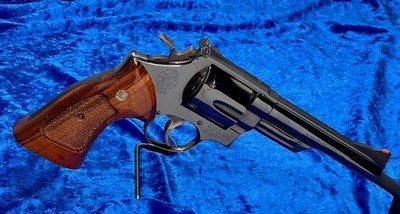 Smith & Wesson Model 57 no dash S serial, 6 inch barrel - Image 9 of 11