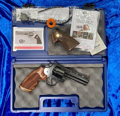 Colt Python 4.25 - Image 1 of 7