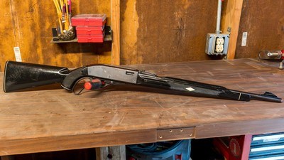 Remington Nylon 76 .22 - Apache Black (Blued metal)