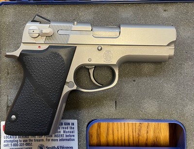 Smith & Wesson 4516-2 3rd Gen Stainless .45 ACP (3) mags - Image 2 of 8