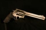 S&W 500 - 2 of 4