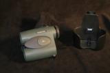 Swarovski 8x30 RANGEFINDER - 1 of 2