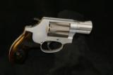 S&W 331 .32 H&R Magnum - 5 of 10