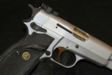 BROWNING HI-POWER
SILVER CHROME - 2 of 3