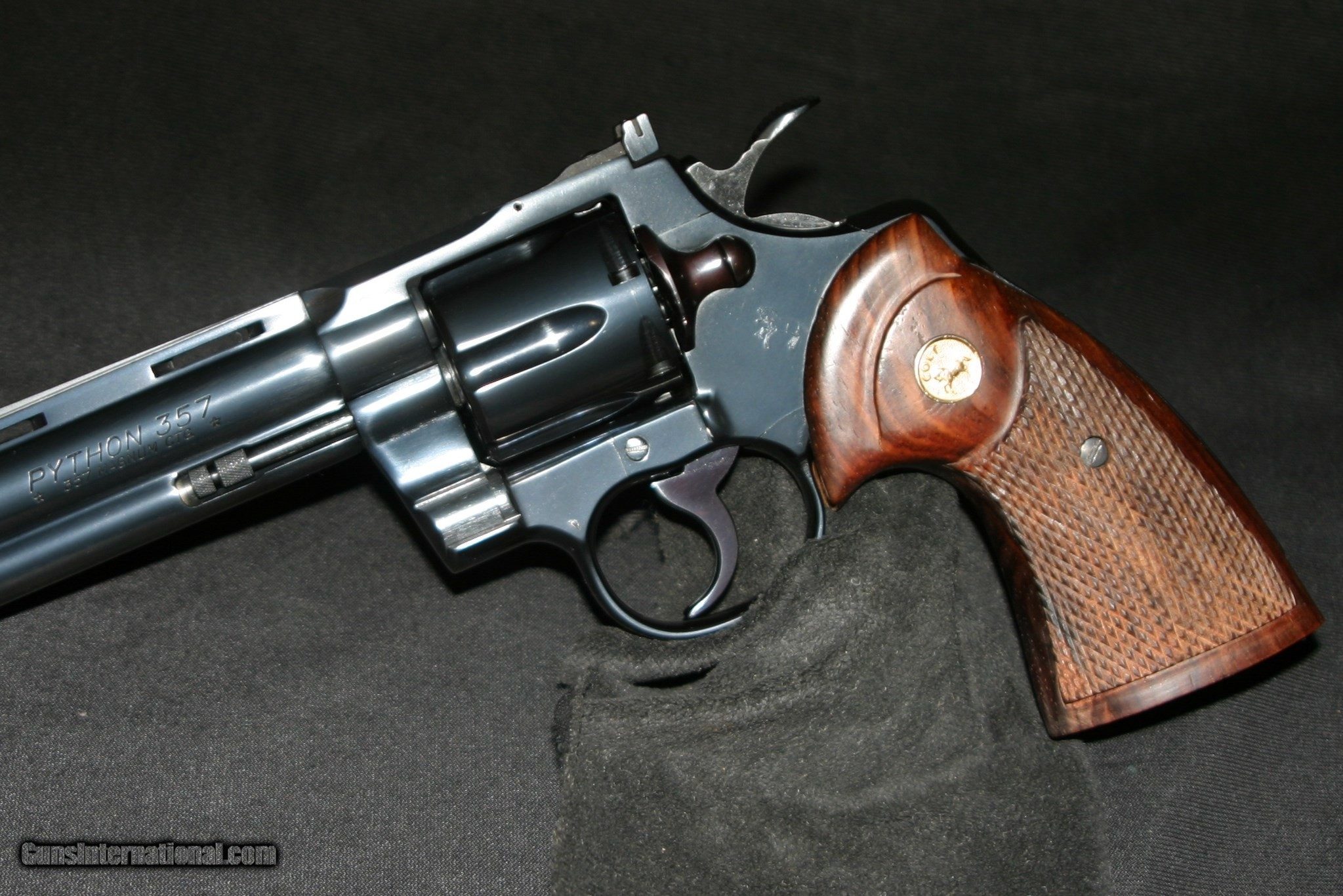 COLT PYTHON .357 6