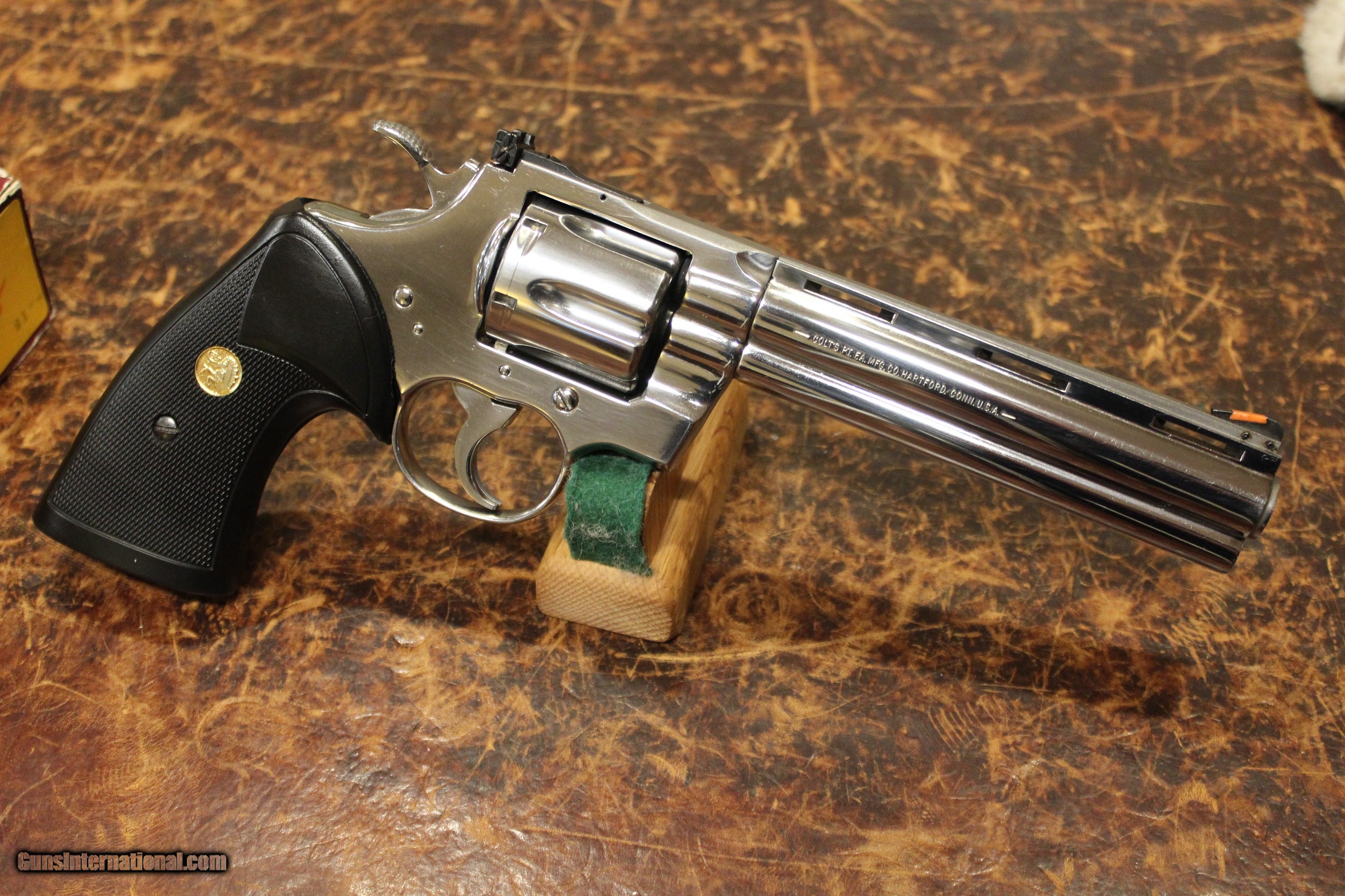 COLT PYTHON BRIGHT STAINLESS