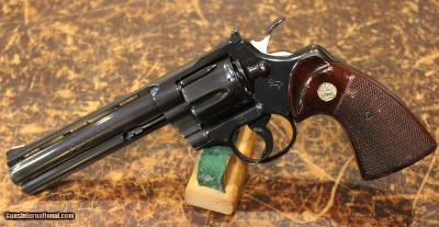 COLT PYTHON 1974 6"