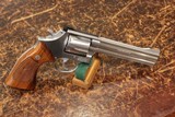 S&W 686 - 4 of 5