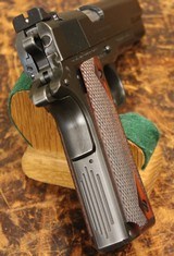 COLT/NIGHTHAWK CUSTOM .45 - 8 of 12