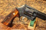 S&W 29-3
SILHOUETTE - 4 of 6