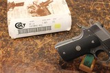 COLT STAINLESS GOVERNMENT .40 - 3 of 6
