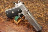 COLT STAINLESS GOVERNMENT .40 - 2 of 6