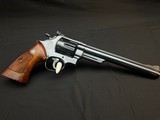 SMITH & WESSON MODEL 29-2 – .44 MAGNUM – 8 3/8" PINNED BARREL – “3 T’s” TARGET PACKAGE – CIRCA 1970–1972 – ORIGINAL CONDITION - 1 of 15