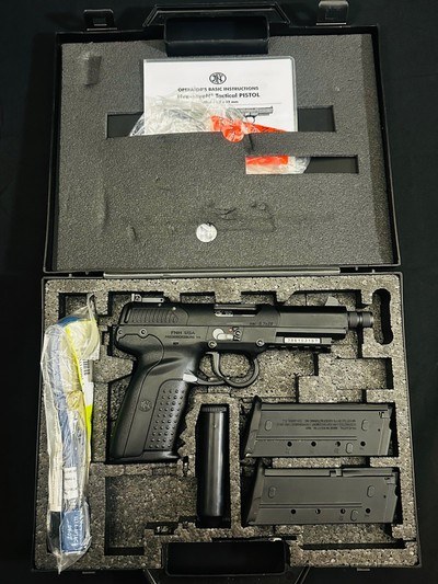 FN HERSTAL FIVE-SEVEN – 5.7x28mm – THREADED BARREL – DOUBLE LOOP TRIGGER GUARD – FACTORY COMPLETE – CIRCA 2016–2018 – AS NEW COLLECTOR CONDITION - Image 13 of 13