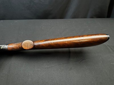 1959 WINCHESTER MODEL 42 DELUXE SKEET – 28" SOLID RIB BARREL – FACTORY FANCY FEATHER CROTCH WALNUT – MATCHING NUMBERS – EXCELLENT ORIGINAL CONDIT - Image 15 of 15
