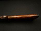 GREIFELT & SUHL NO. 1 – 20 GA – OVER/UNDER – FACTORY GAME SCENE ENGRAVING – PRE-WAR GERMAN SUHL GUILD GUN – EXHIBITION WALNUT – ROUND KNOB LONG TANG – - Image 16 of 23