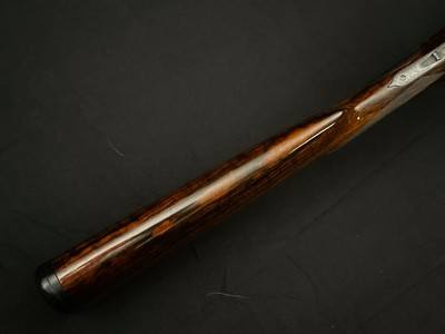 GREIFELT & SUHL NO. 1 – 20 GA – OVER/UNDER – FACTORY GAME SCENE ENGRAVING – PRE-WAR GERMAN SUHL GUILD GUN – EXHIBITION WALNUT – ROUND KNOB LONG TANG – - Image 15 of 23