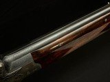 GREIFELT & SUHL NO. 1 – 20 GA – OVER/UNDER – FACTORY GAME SCENE ENGRAVING – PRE-WAR GERMAN SUHL GUILD GUN – EXHIBITION WALNUT – ROUND KNOB LONG TANG – - Image 19 of 23