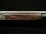 GREIFELT & SUHL NO. 1 – 20 GA – OVER/UNDER – FACTORY GAME SCENE ENGRAVING – PRE-WAR GERMAN SUHL GUILD GUN – EXHIBITION WALNUT – ROUND KNOB LONG TANG – - Image 20 of 23