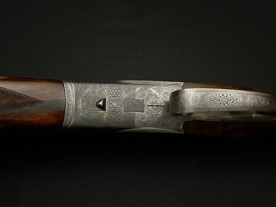 GREIFELT & SUHL NO. 1 – 20 GA – OVER/UNDER – FACTORY GAME SCENE ENGRAVING – PRE-WAR GERMAN SUHL GUILD GUN – EXHIBITION WALNUT – ROUND KNOB LONG TANG – - Image 12 of 23