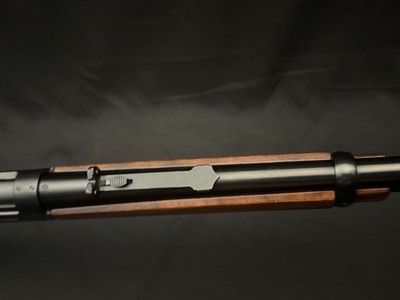 WINCHESTER MODEL 94AE – .44 REMINGTON MAGNUM LEVER ACTION RIFLE – 1986 MANUFACTURE – 20-INCH BARREL - Image 11 of 24