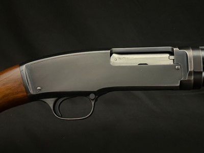 WINCHESTER MODEL 42 – 1940 MANUFACTURE – RARE 28-INCH SOLID RIB – FULL CHOKE – EXCELLENT ORIGINAL CONDITION - Image 1 of 19