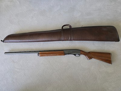 Remington 1100 12-gauge semi-automatic