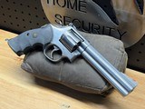 Smith & Wesson Model 686-4, Square Butt Six-Shot in .357 Magnum - Image 2 of 14